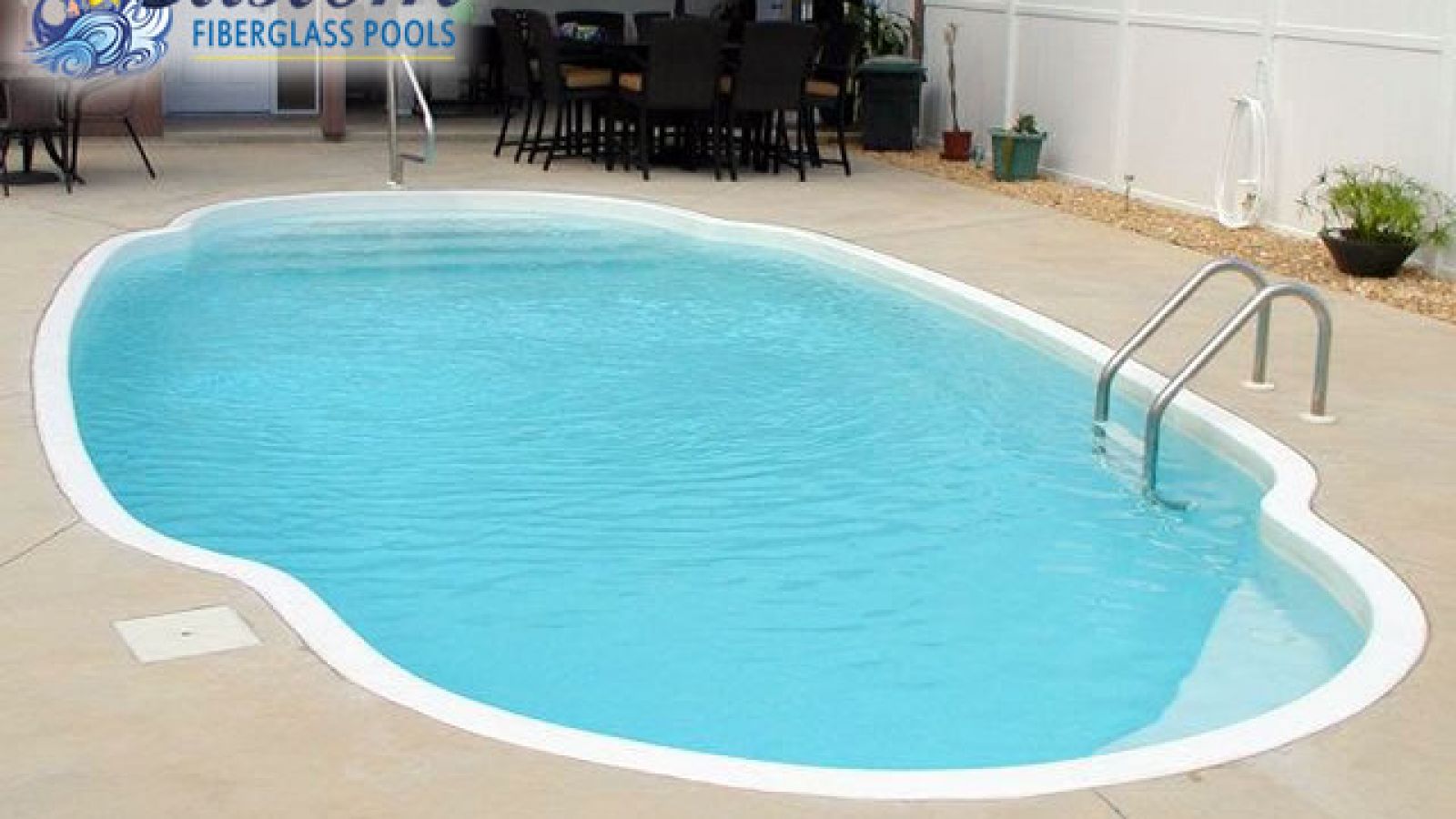 Cozumel Custom Fiberglass Pool, a stylish and fun addition to a Clarksville, TN backyard