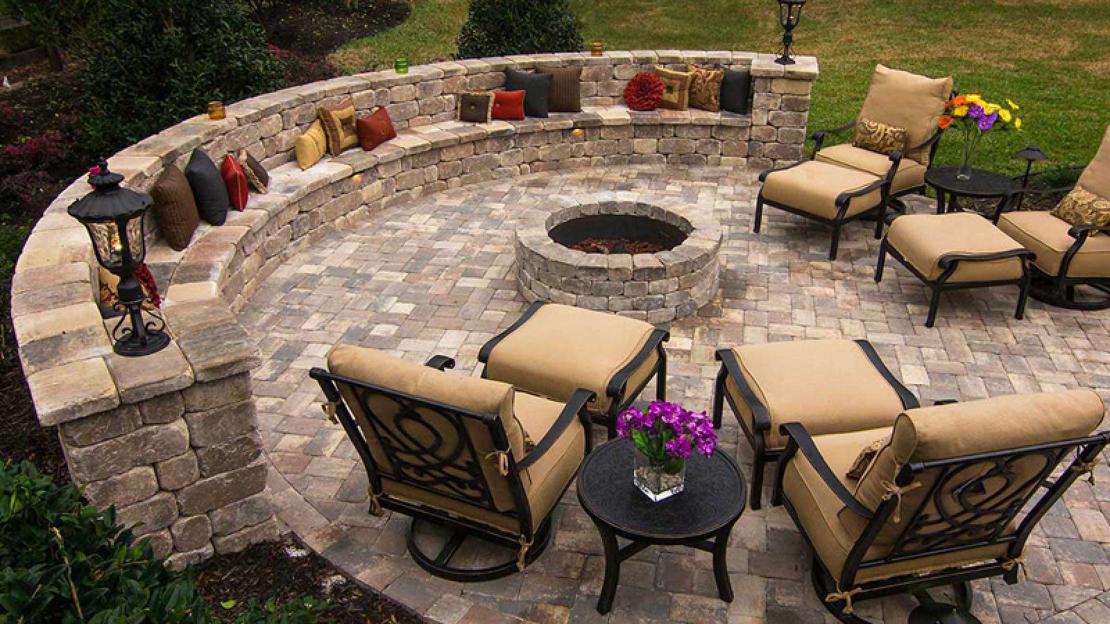 Stonegate® by Keystone Hardscapes - Where design aspirations meet the beauty of stone, exclusively at AR Pools • Stoneworks & Outdoor Living. Stonegate® Wall System blocks by Keystone Hardscapes, epitomizing elegance, showcased at AR Pools • Stoneworks & Outdoor Living.