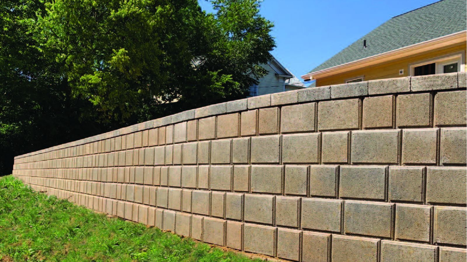 810 Full Yorktown Retaining Wall by EverLoc