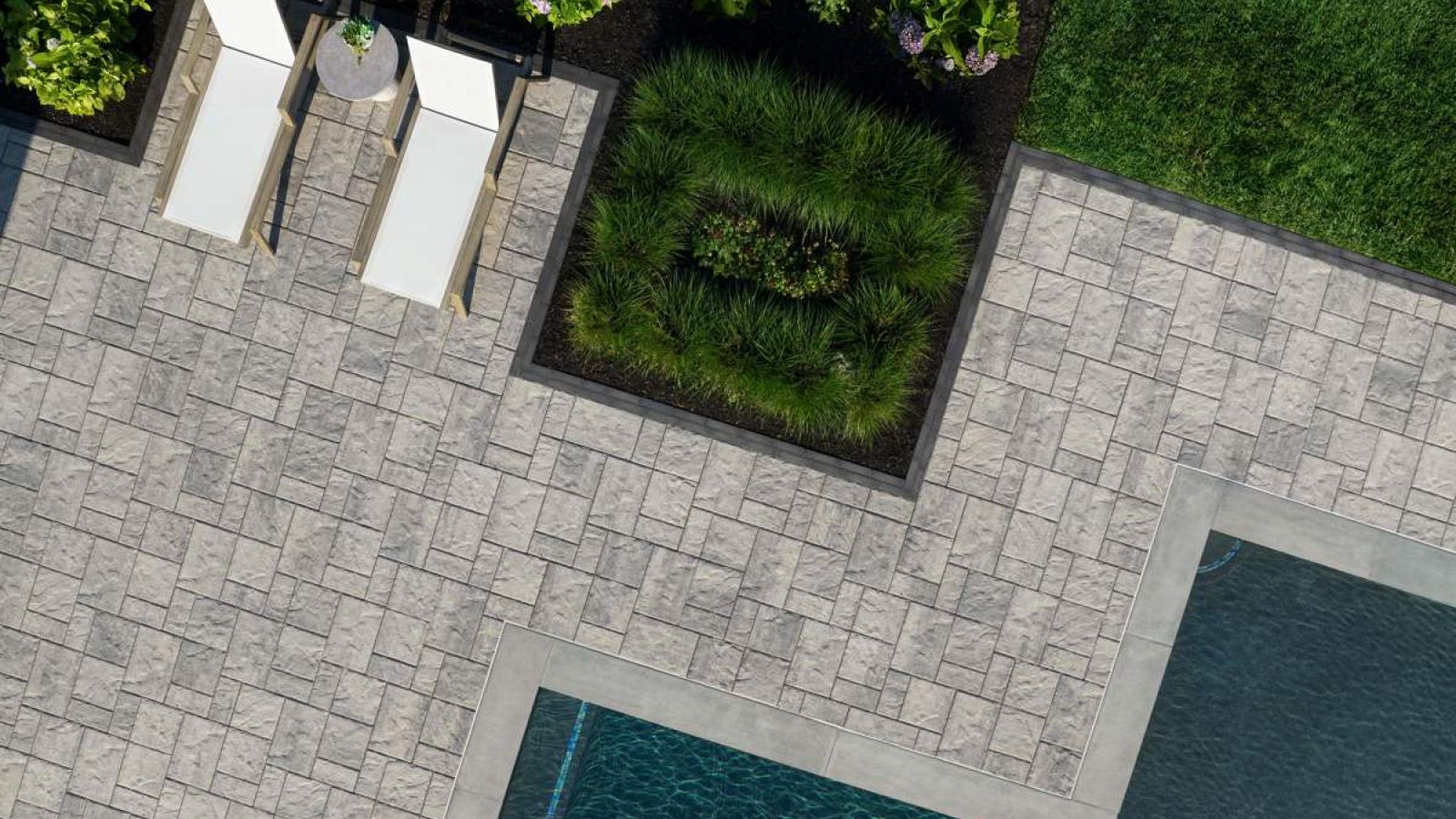 Rustic Blu 60 Slate patio slabs in a beautifully designed backyard