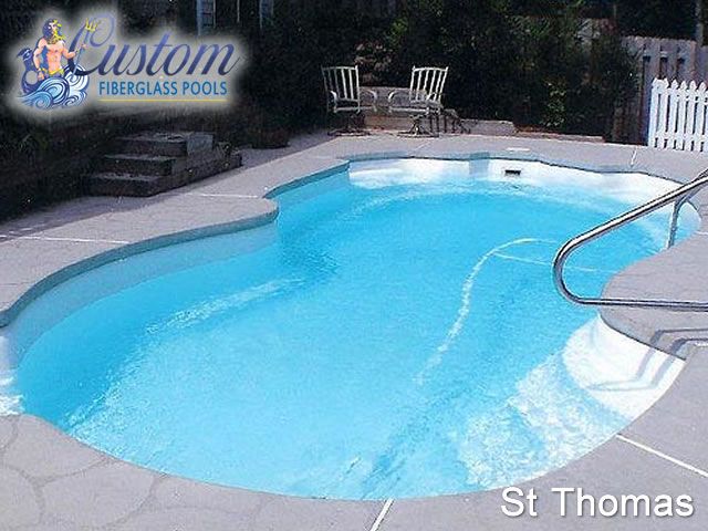 St. Thomas Active Fiberglass Pool, an ideal spot for family fun in a Clarksville, TN backyard