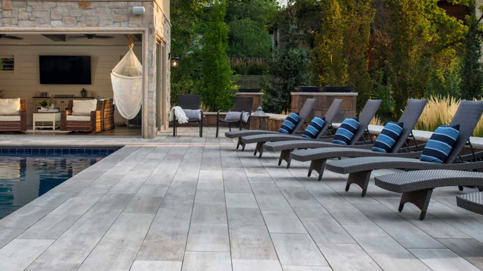 Hardscape Porcelain Pavers