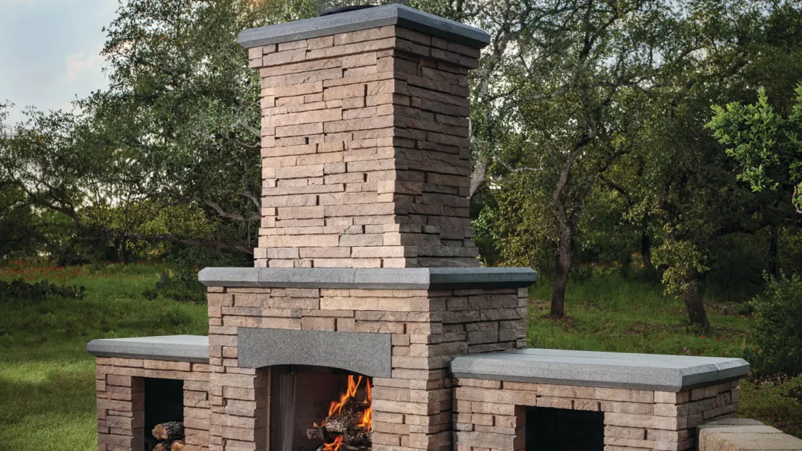 Belgard Bordeaux™ Series Outdoor Setting at AR Pools • Stoneworks & Outdoor Living