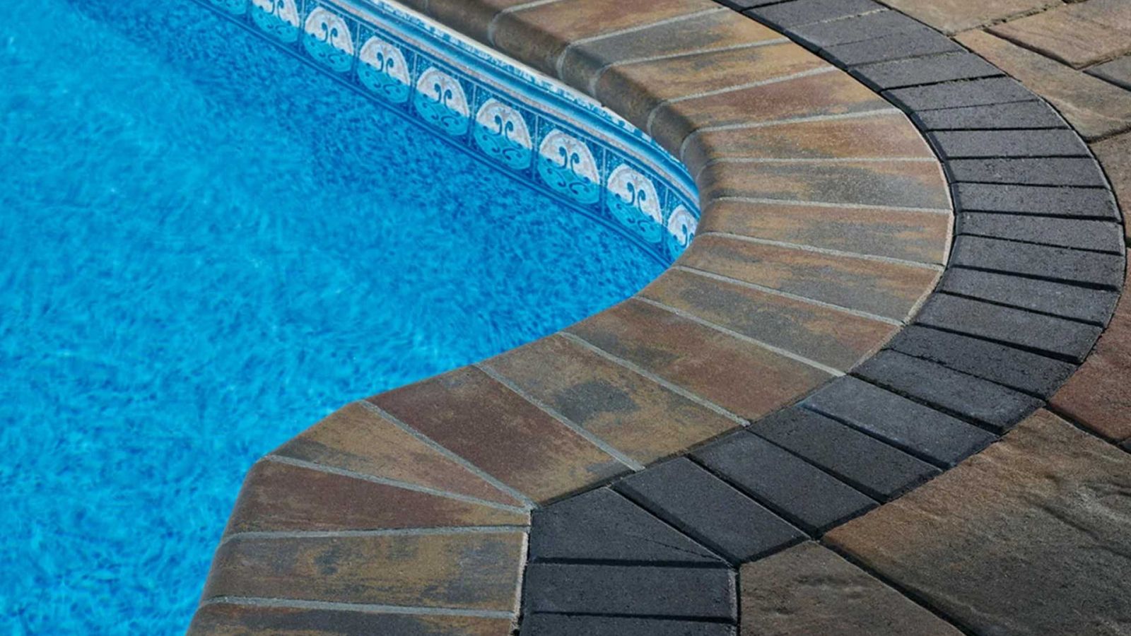 Pavers and Slabs for Hardscaping