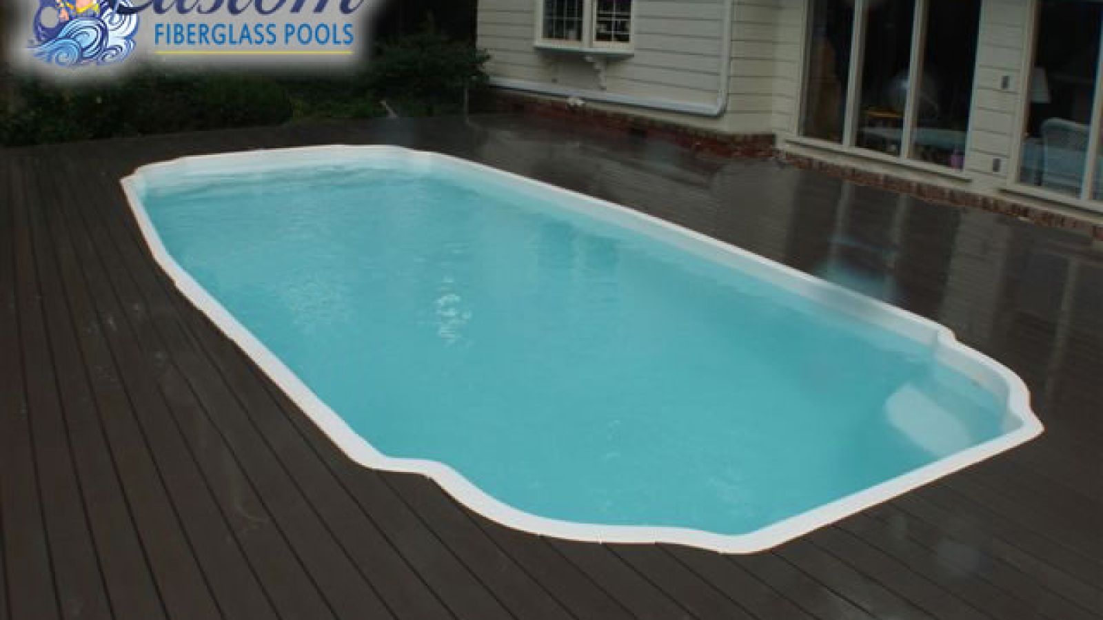 Grecian Acapulco Fiberglass Pool reflecting ancient Greek elegance in Clarksville, TN